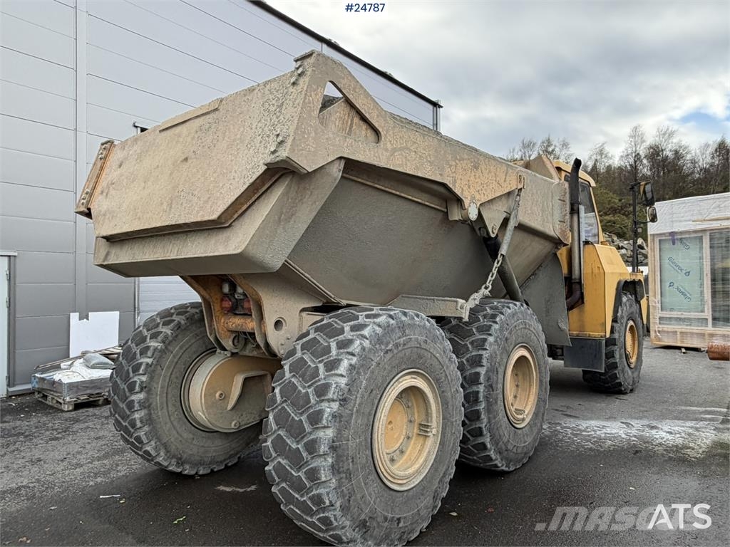Moxy MT 26 6x6 dumper Minidumper