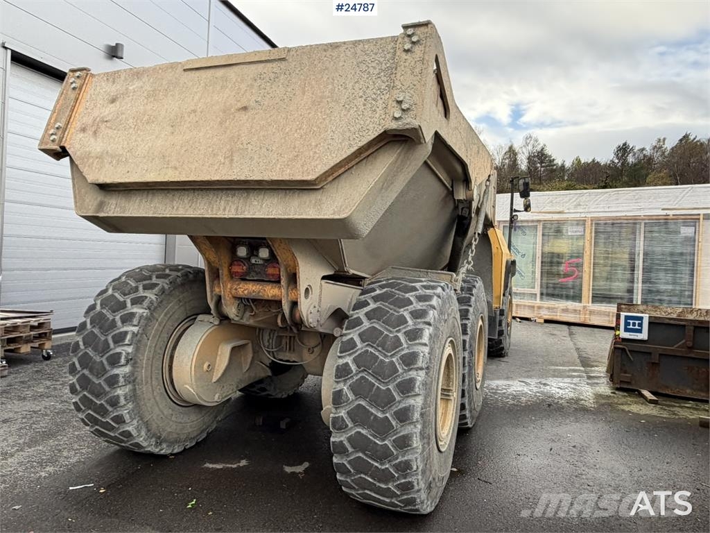 Moxy MT 26 6x6 dumper Minidumper