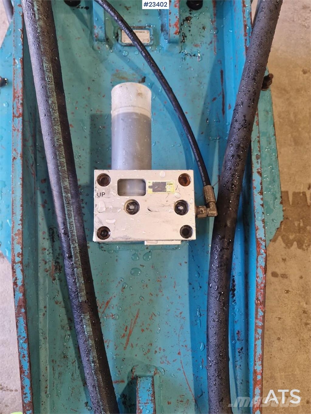 MSB MS600 hammer w/ S70 attachment and 2 woodpeckers Hamers en brekers