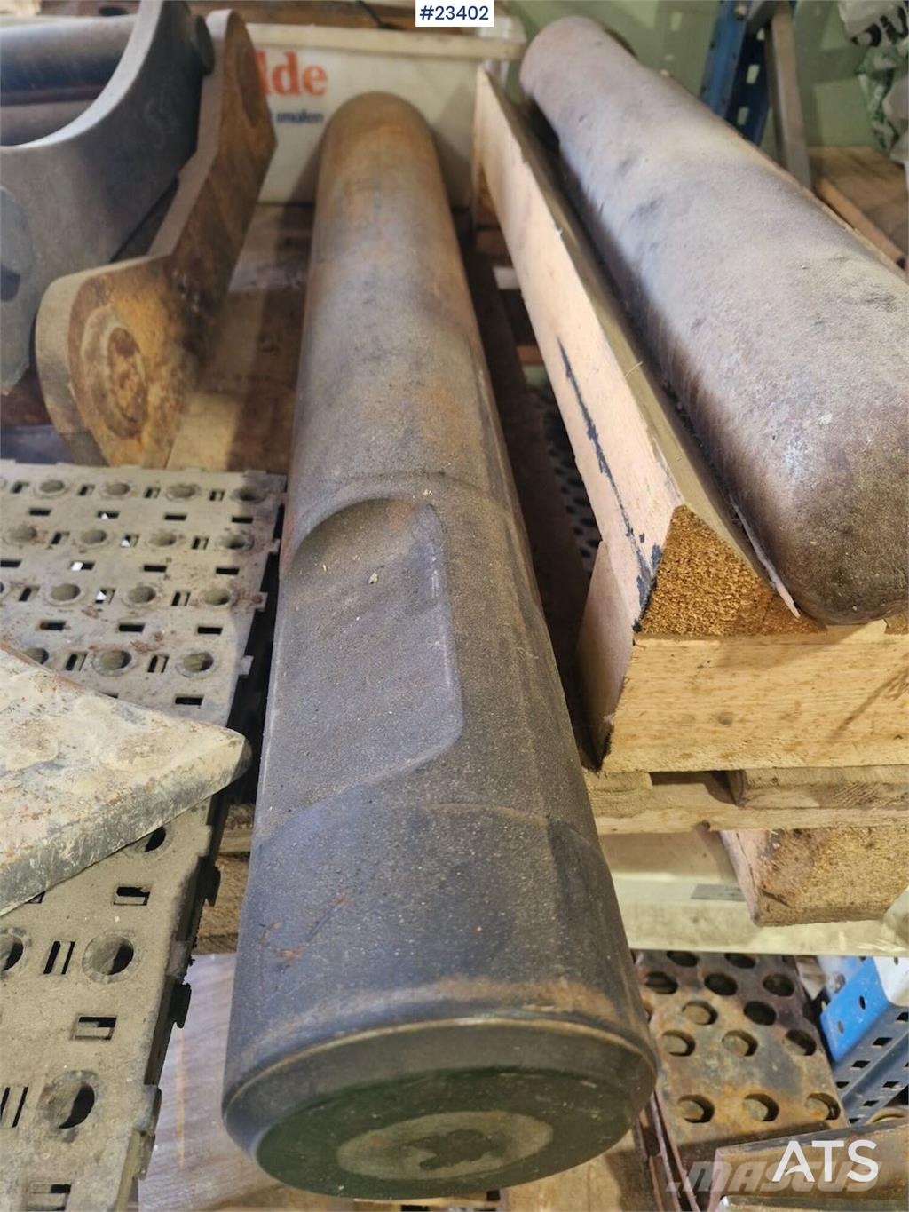 MSB MS600 hammer w/ S70 attachment and 2 woodpeckers Hamers en brekers