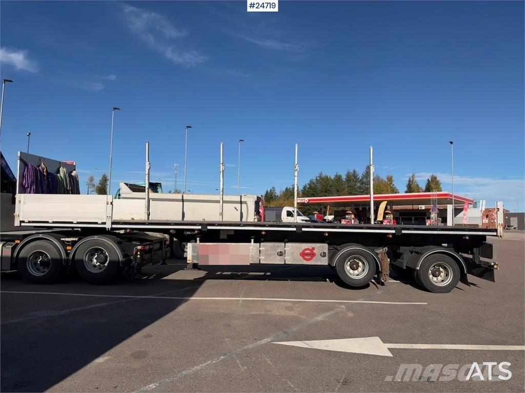 Närko 2-Axle Semi-Trailer Semirimorchio a pianale