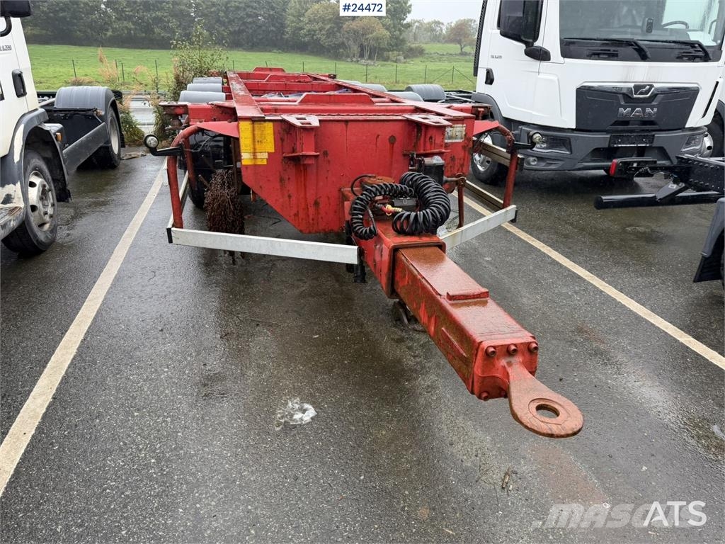 Närko NCP Container trailer – repair project Täyskonttiperävaunut