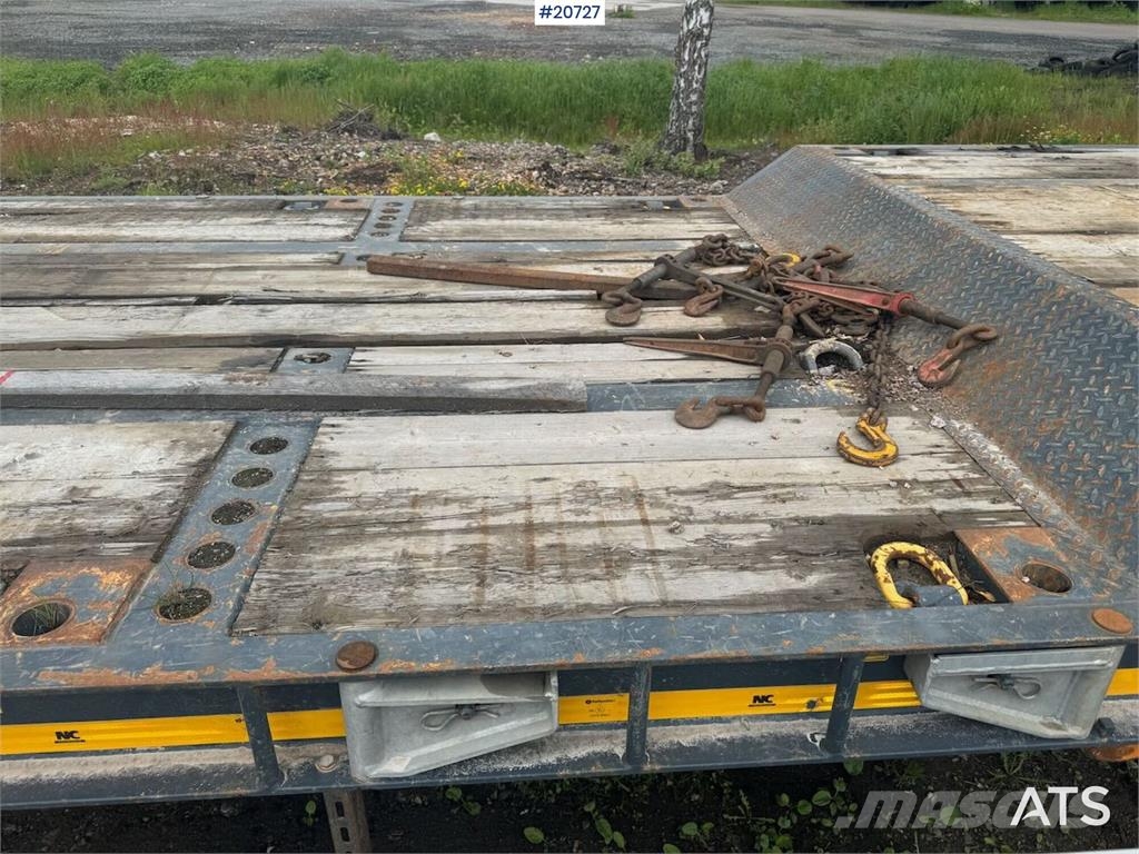 NC engineering Machine trailer w/ hydraulic driving b Otros remolques