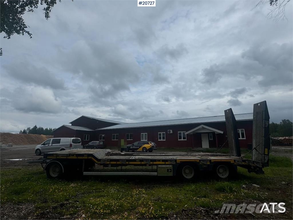 NC engineering Machine trailer w/ hydraulic driving b Otros remolques
