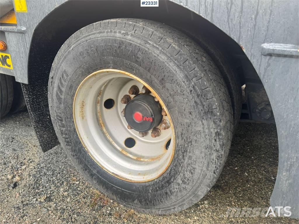 NC Engineering O4DB4 Machinery Trailer Plataformas bajas