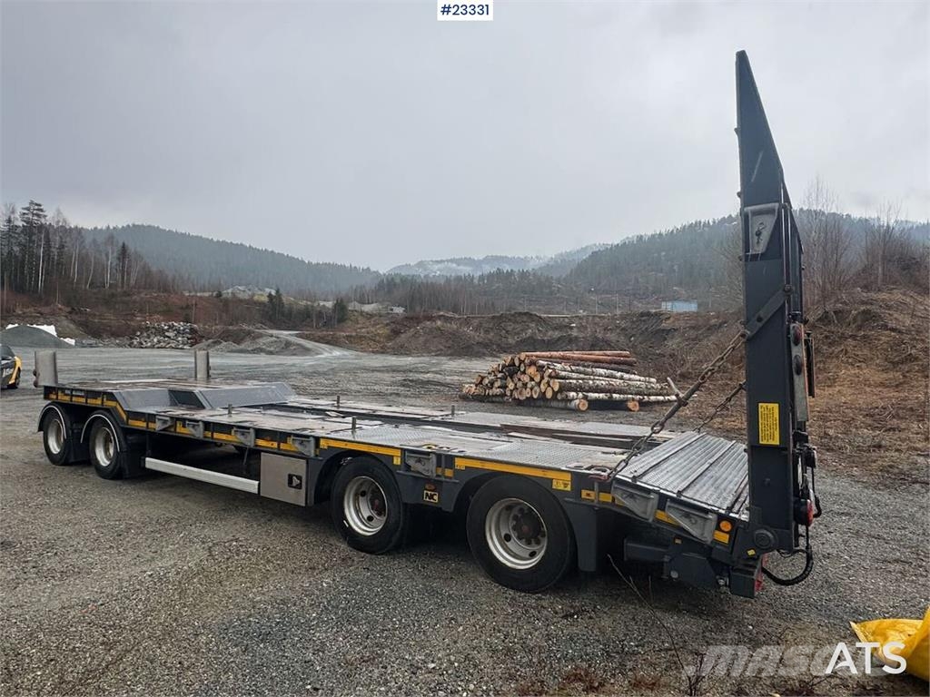 NC Engineering O4DB4 Machinery Trailer Plataformas bajas