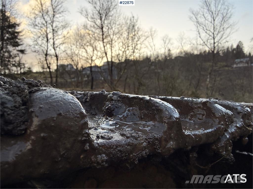 New Holland E265 Excavator with tooth bucket and defective rot Εκσκαφείς με ερπύστριες