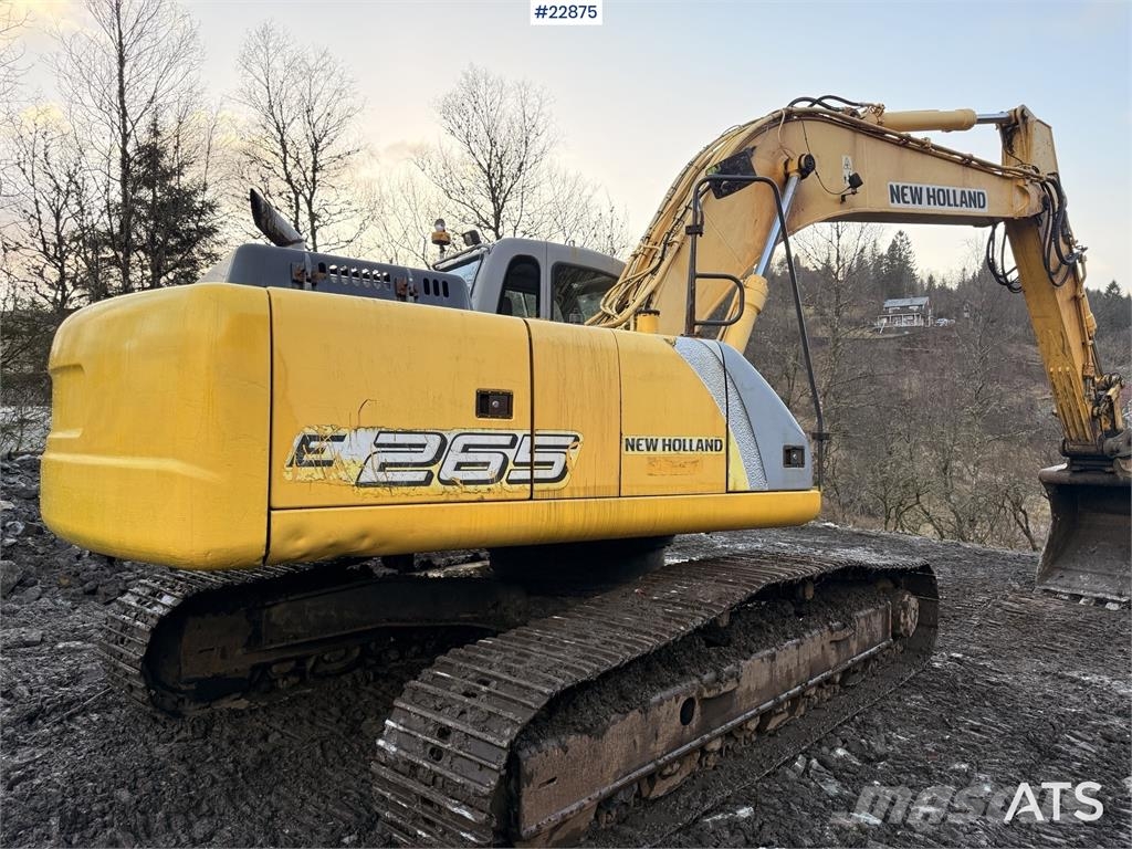 New Holland E265 Excavator with tooth bucket and defective rot Εκσκαφείς με ερπύστριες