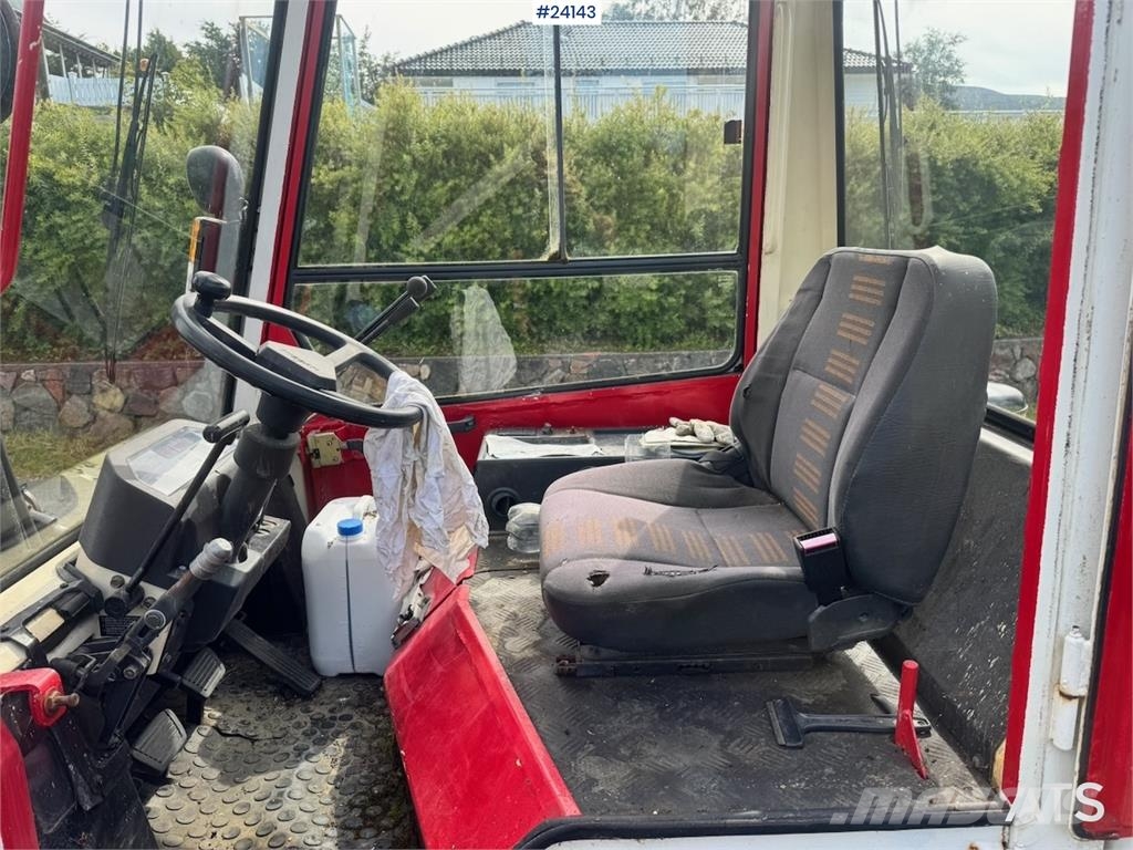 Nissan FJ02A25U Forklift Electric forklifts
