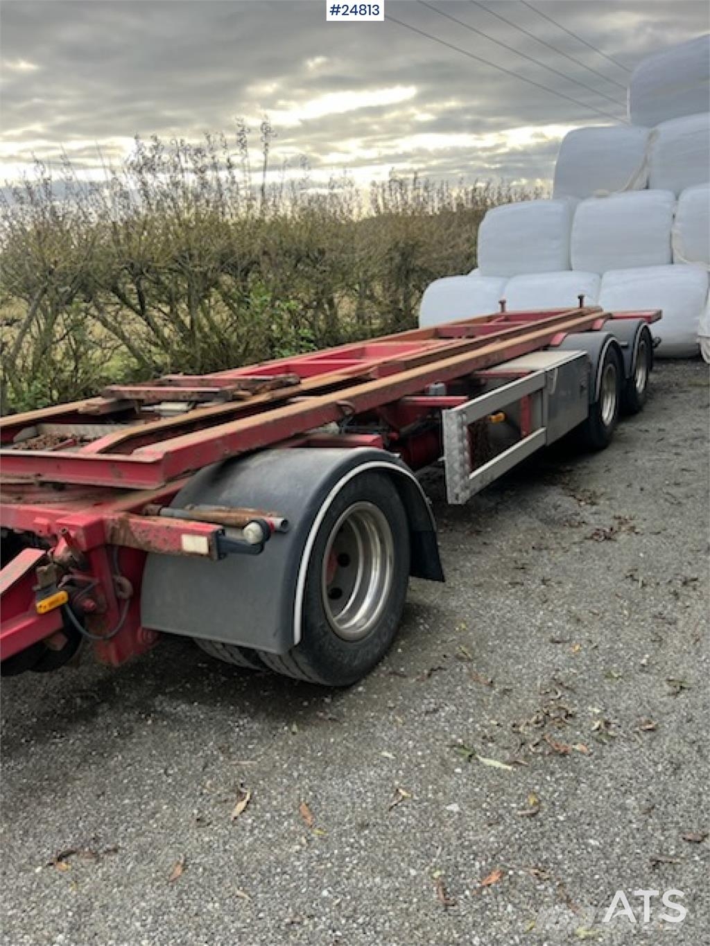 Norslep 3 akslet Hooklift Trailer Skip loader trailers