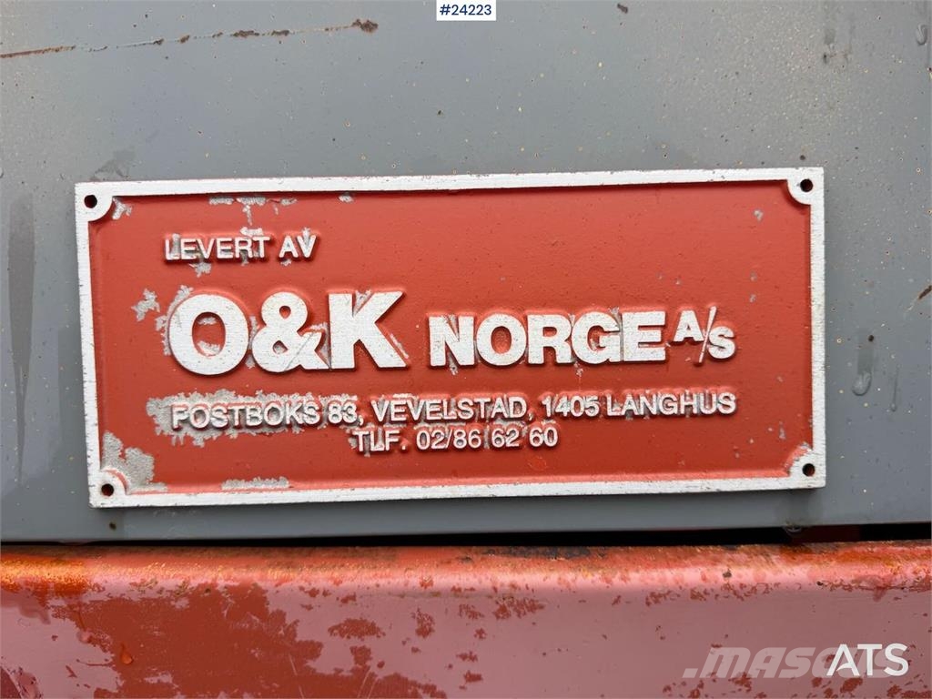 O&K L20i wheel loader with bucket. Repair object Kolové nakladače