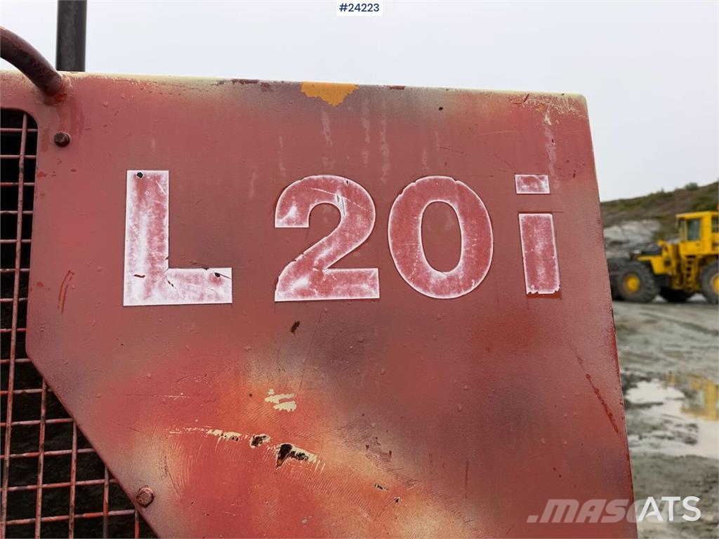 O&K L20i wheel loader with bucket. Repair object Kolové nakladače
