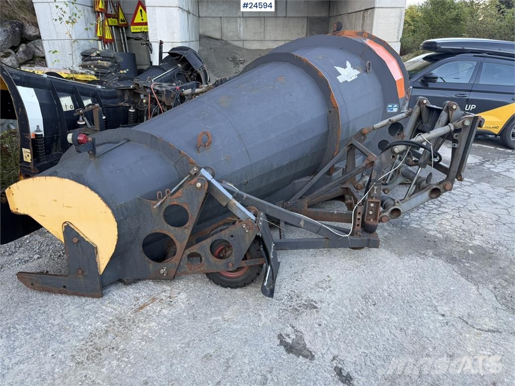 Øveraasen Dh-285U Snow Plow Blade Snøploger- og skjær