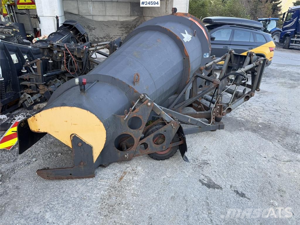 Øveraasen Dh-285U Snow Plow Blade Snøploger- og skjær