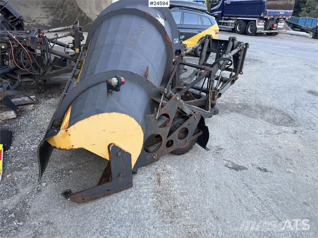 Øveraasen Dh-285U Snow Plow Blade Snøploger- og skjær