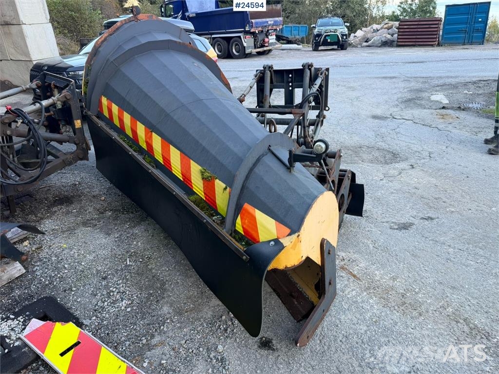 Øveraasen Dh-285U Snow Plow Blade Snøploger- og skjær