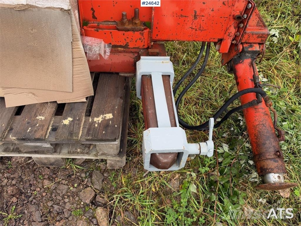 Palfinger PK11000 Crane with Welding Mounts Load handling accessories