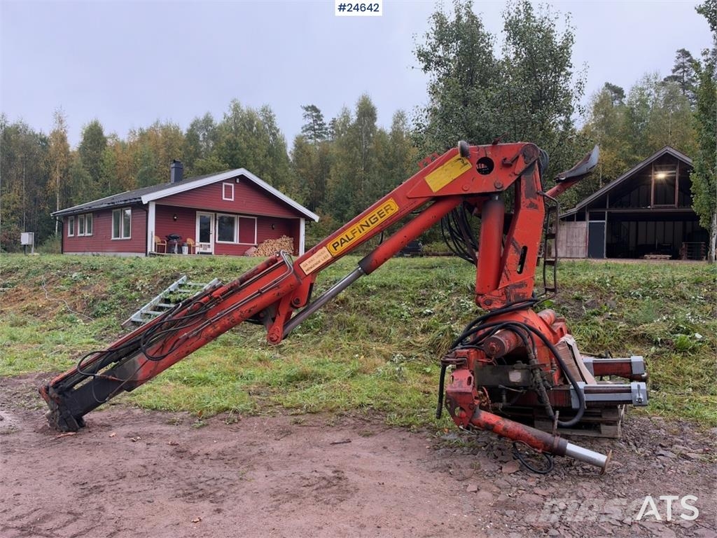 Palfinger PK11000 Crane with Welding Mounts Load handling accessories