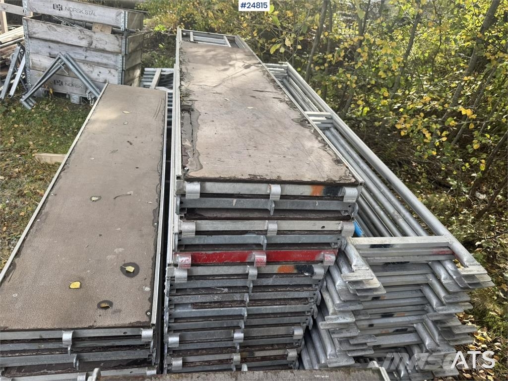 Plettac Assco Scaffolding with 88 frames, bracing, Miško technika - Kita