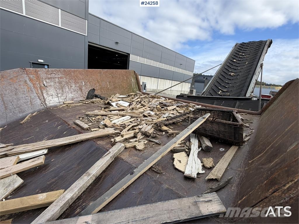 Raptor XL-D grinder for wood available for sale as a repa Surface drill rigs