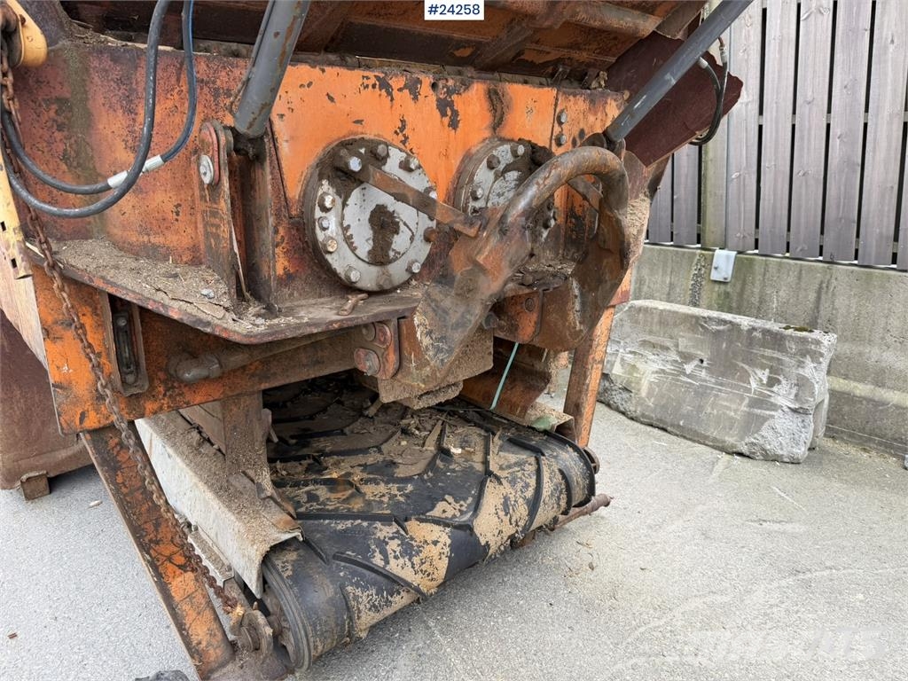 Raptor XL-D grinder for wood available for sale as a repa Surface drill rigs