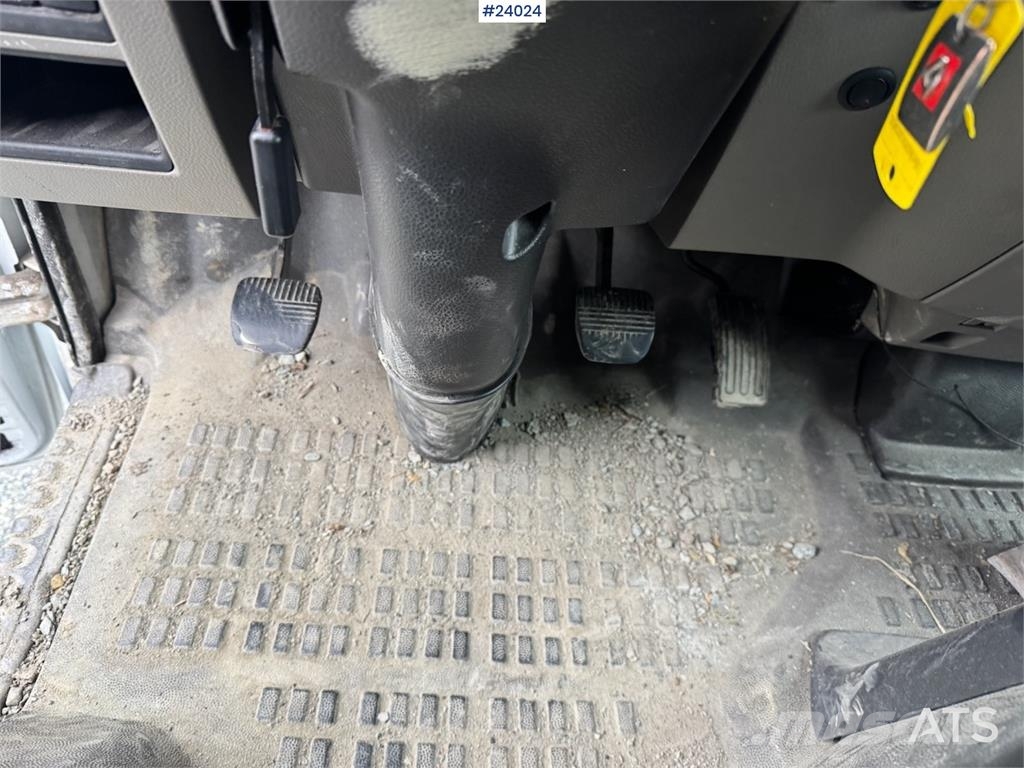 Renault Maxity Tipper Truck – 135,000 km – 3-Way Tipping W Tippbil