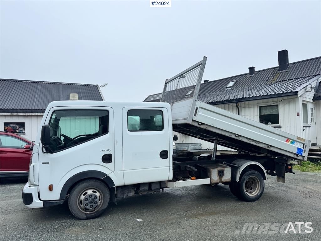 Renault Maxity Tipper Truck – 135,000 km – 3-Way Tipping W Tippbil
