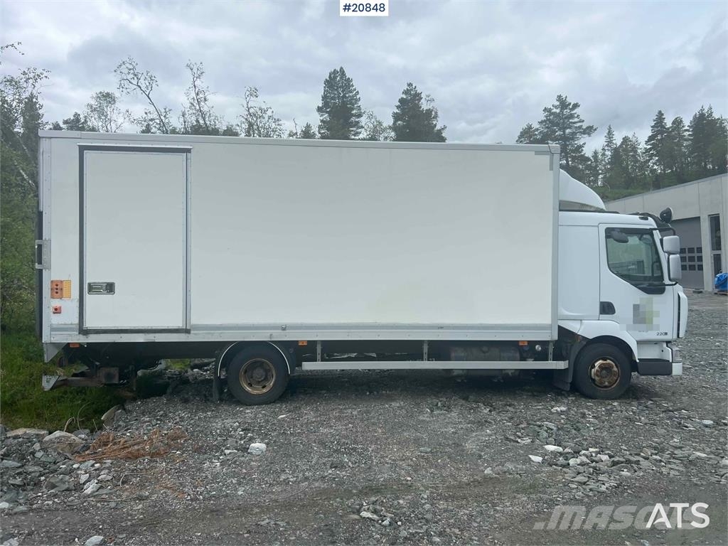 Renault midlum Camiones con caja de remolque