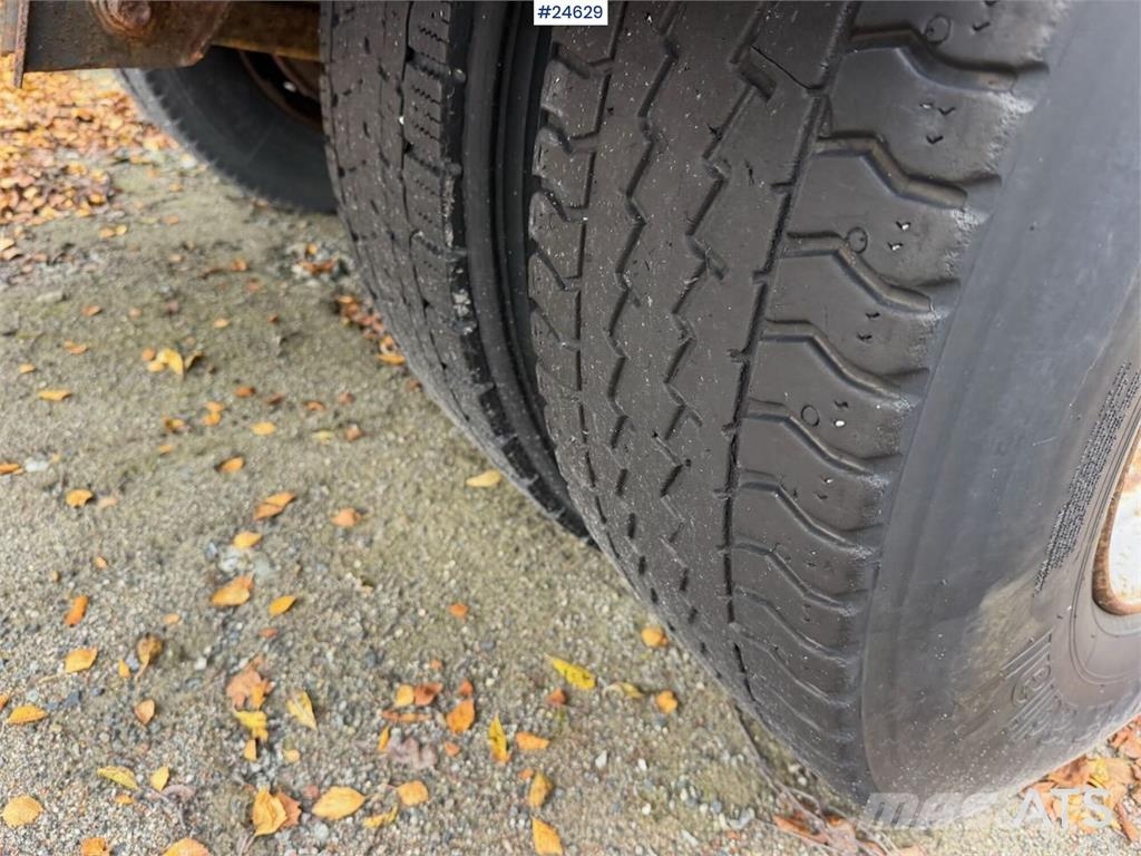 RKP PHV-205 concrete trailer with Mosstec drum Concrete accessories