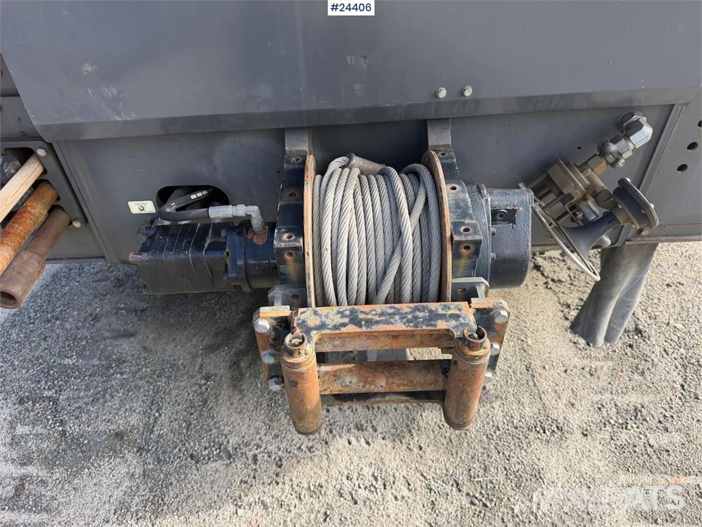 Sandvik Dino DC400R drill rig with machine control and sha Свердлильні установки