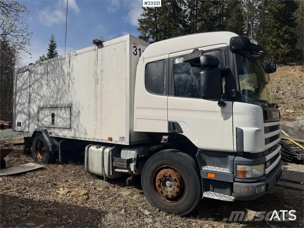 Scania 114 with tank. Camiones cisternas