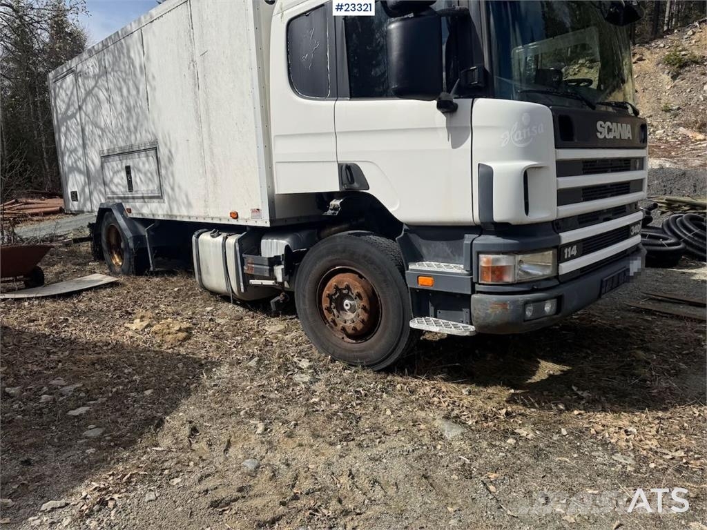 Scania 114 with tank. Camiones cisternas