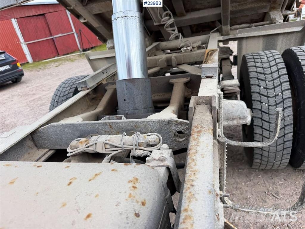 Scania 82M 4x2 Tipper truck – Veteran – Not EU-approved Camiones bañeras basculantes o volquetes