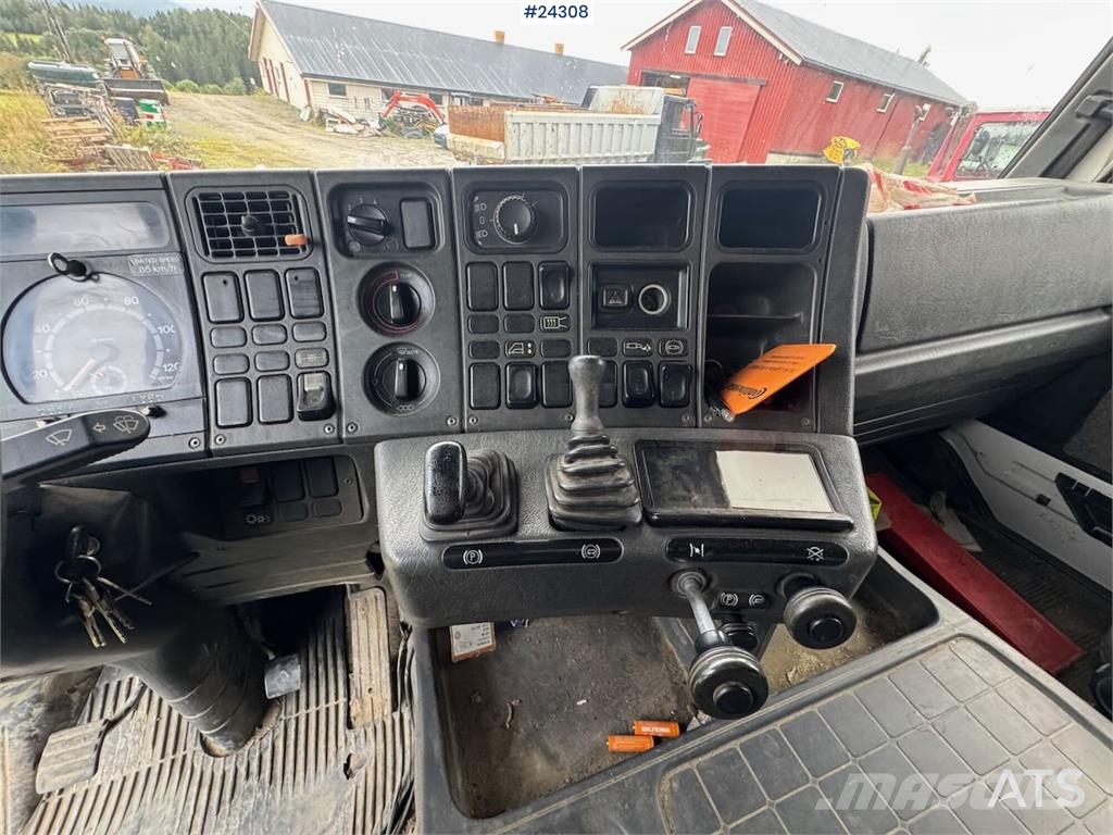 Scania 93H 4x2 Chassis Chassis Cab trucks