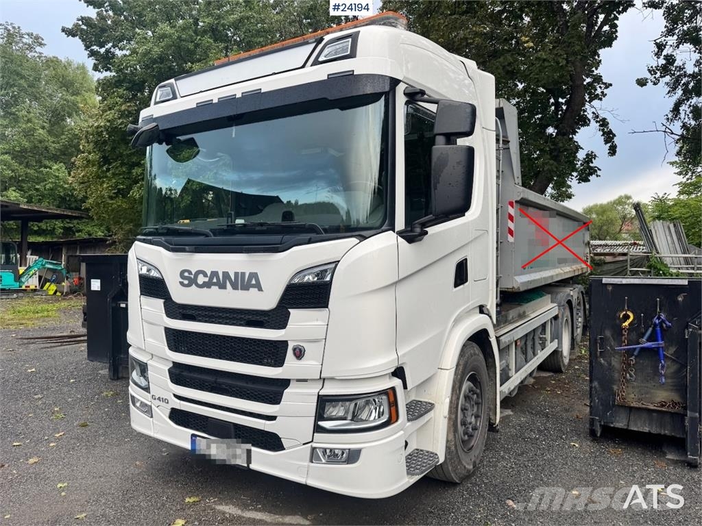 Scania G410 6x2 Hooklift Truck with Machine Flatbed – CNG Camiones polibrazo