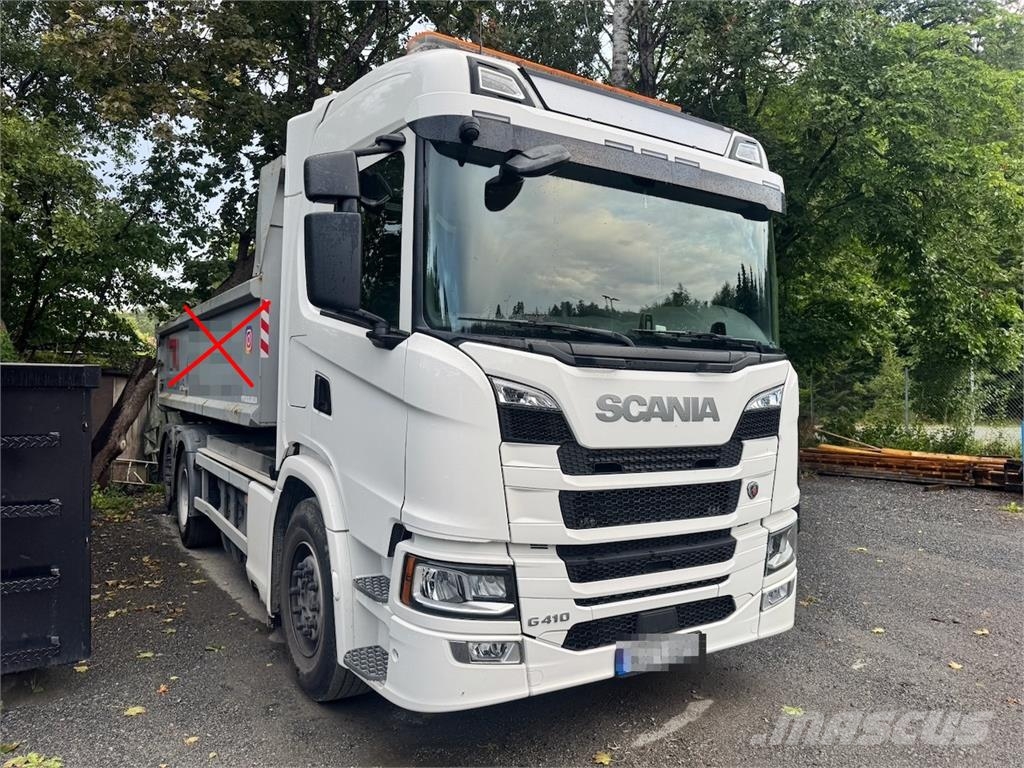 Scania G410 6x2 Hooklift Truck with Machine Flatbed – CNG Camiones polibrazo