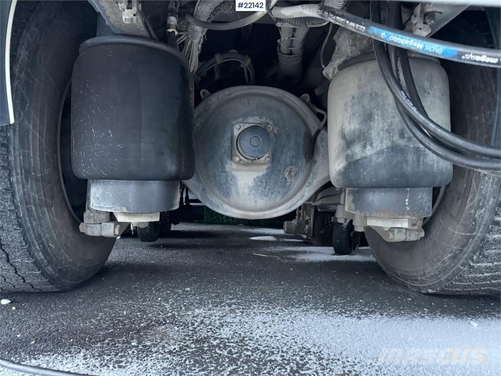 Scania G410 feiebil med Val-Air Bal'Hydro påbygg Otros camiones