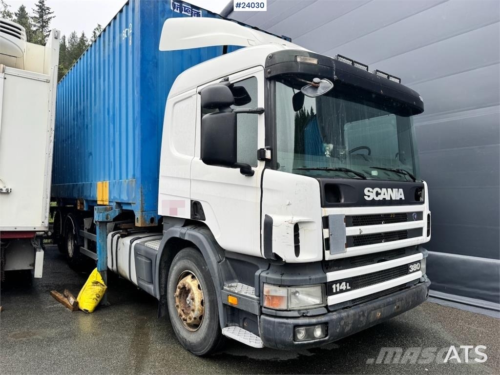Scania P114 Container Truck with Tail Lift Camiones portacontenedores