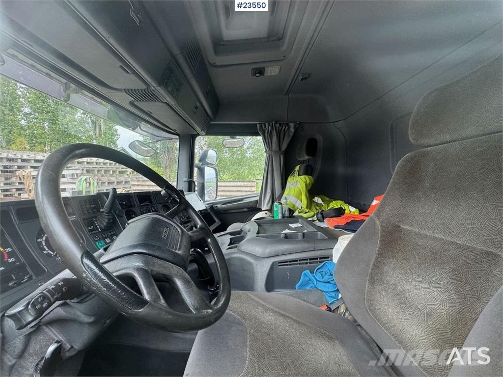 Scania P124 Tridem Hooklift & Crane Truck – Hooklift Cont 크레인 트럭