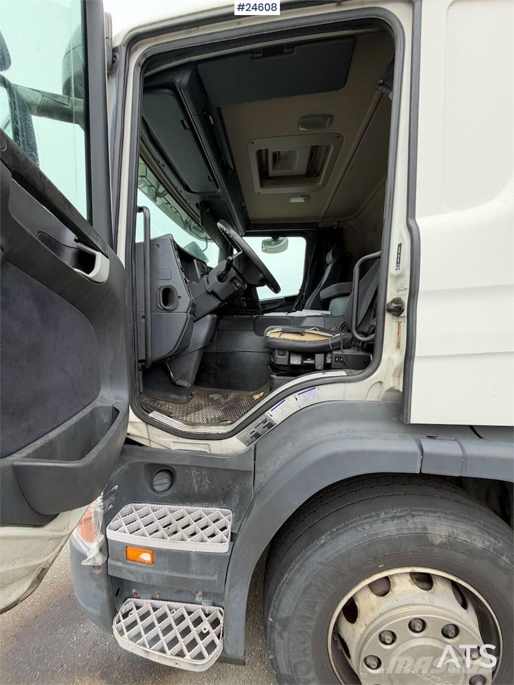 Scania P270 4x2 Box truck - Full side opening Skapbiler