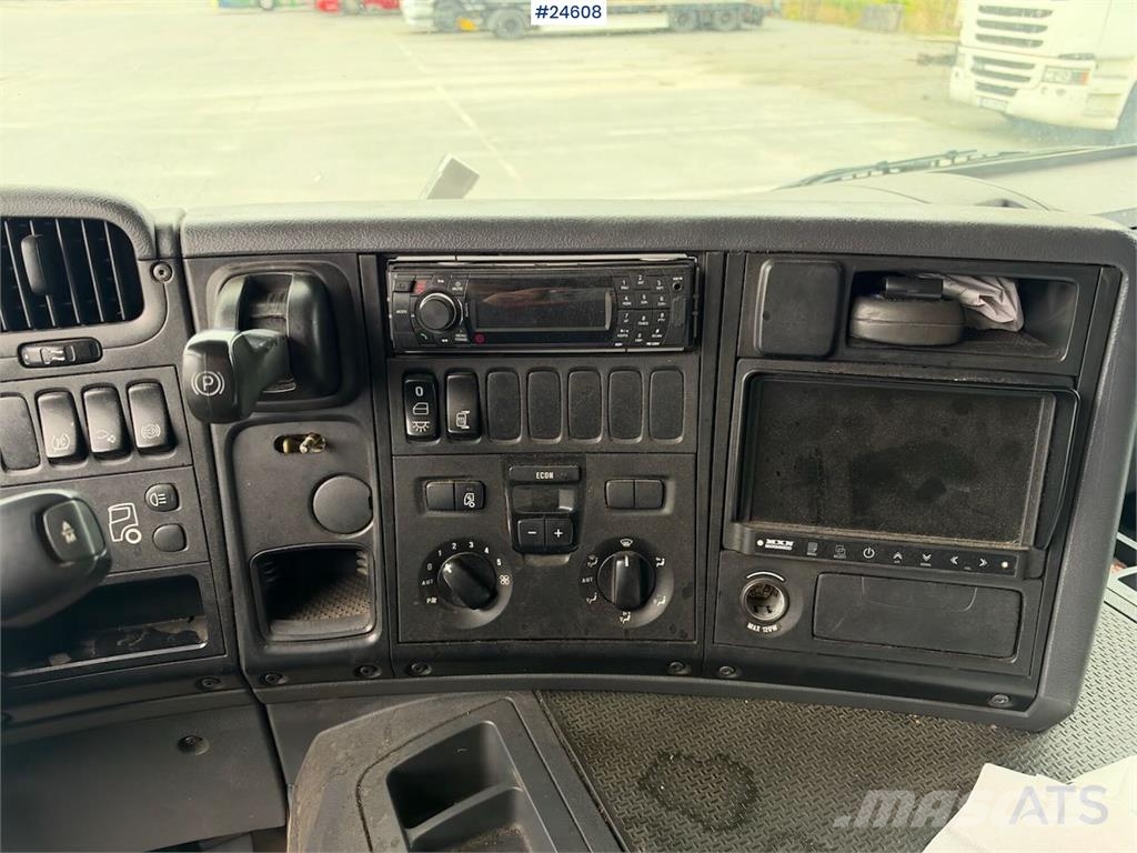 Scania P270 4x2 Box truck - Full side opening Skapbiler