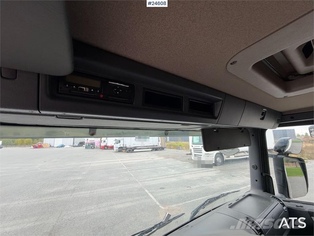 Scania P270 4x2 Box truck - Full side opening Skapbiler