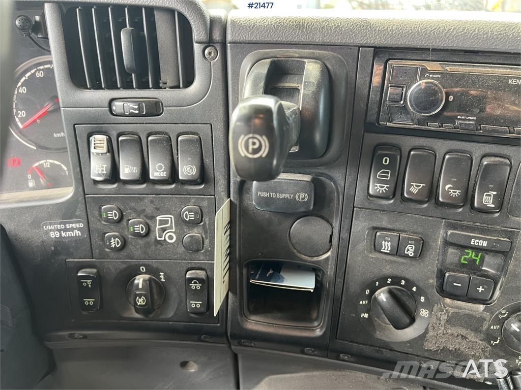 Scania P360 Liftdumper m/ rotator Camiones portacubetas