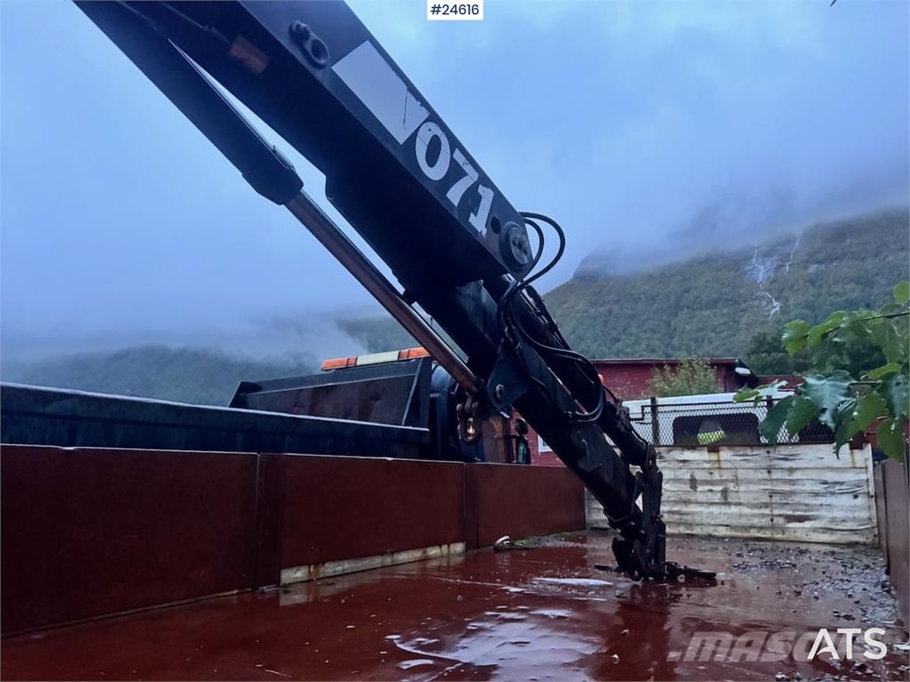 Scania P92 Crane Truck with HIAB 071 Rear-Mounted Crane Kamioni sa kranom