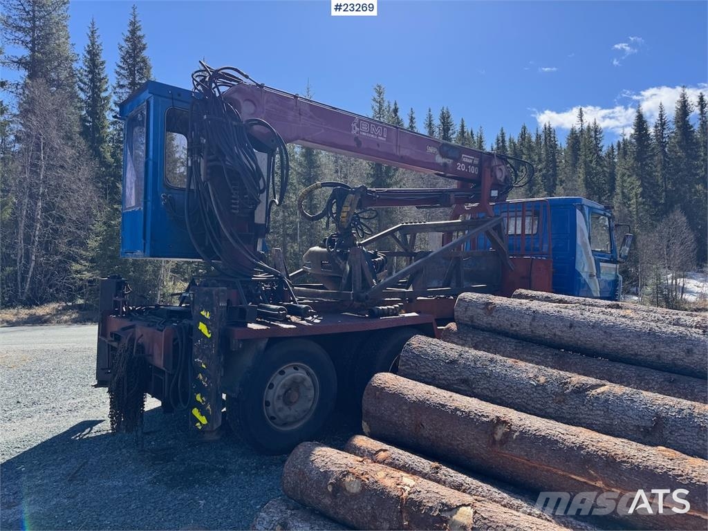 Scania R112 Truck with Crane and Saw Camiones grúa