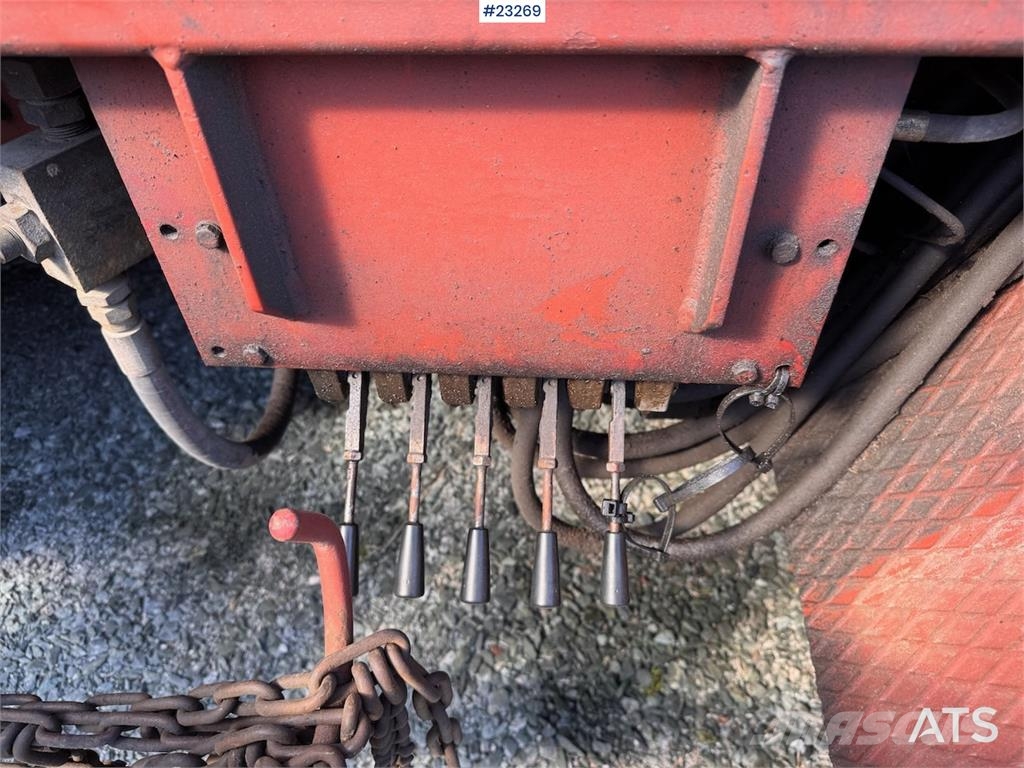 Scania R112 Truck with Crane and Saw Camiones grúa