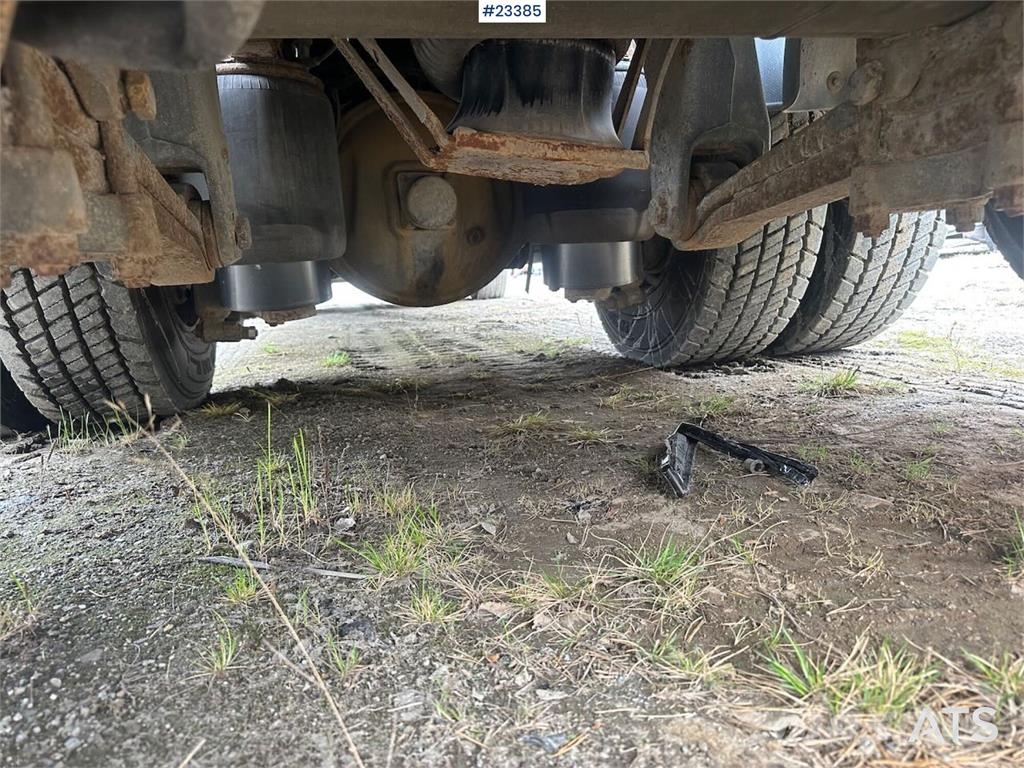 Scania R124/400 hook truck w/ 26T hook and box. WATCH VID Vinçli kamyonlar