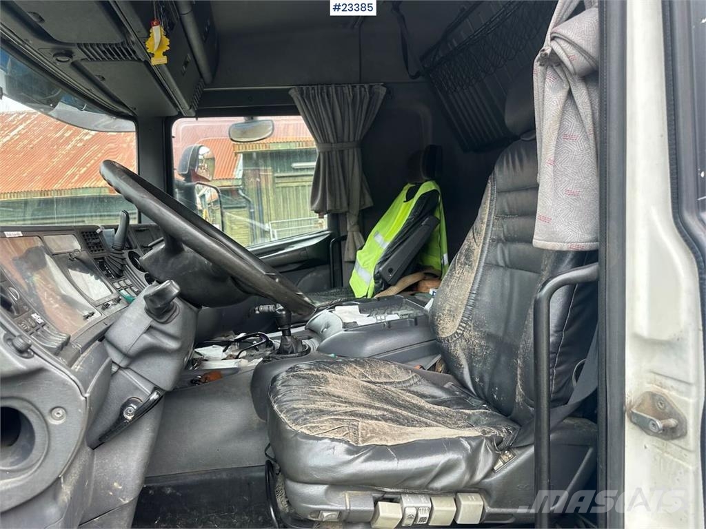 Scania R124/400 hook truck w/ 26T hook and box. WATCH VID Vinçli kamyonlar