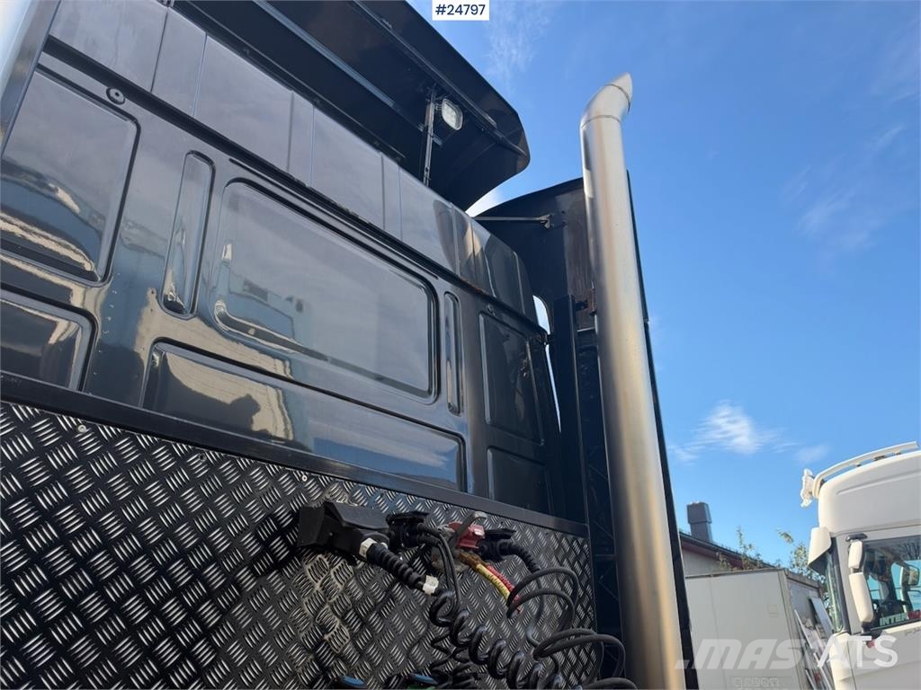Scania R143 6x2 Tractor Unit with Straight Pipes Trekkvogner