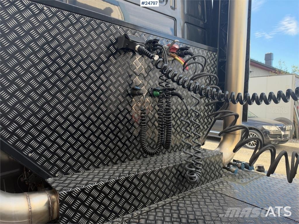 Scania R143 6x2 Tractor Unit with Straight Pipes Trekkvogner